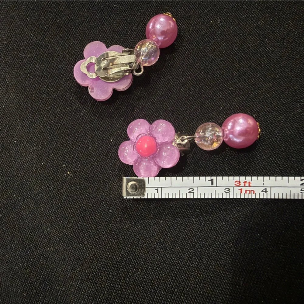 Acrylic Pink Daisy Flower Clip On Earrings Vintage
